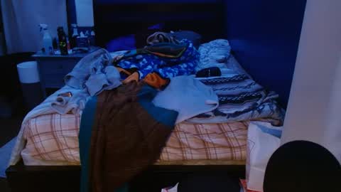 Snapshot of wolfgamer44 chatting on 01.20.25 wolfgamer44 online show from 01.20.25