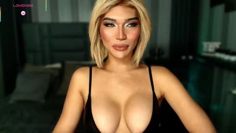 Julia online show from 12.17.25