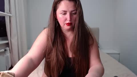 Snapshot of women_pleasures chatting on 03.06.25 women_pleasures online show from 03.06.25