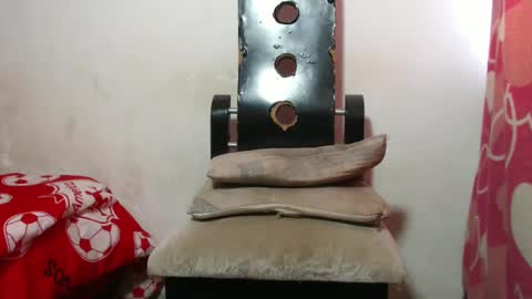 SHENIEL RODRIGUEZ online show from 02.15.25