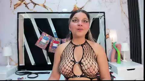 wonderkloe_ online show from 07.14.26