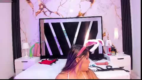 wonderkloe_ online show from 07.18.26
