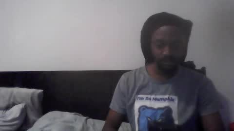 Snapshot of woodpipe69 chatting on 11.02.25 Woodpipe69 online show from 11.02.25