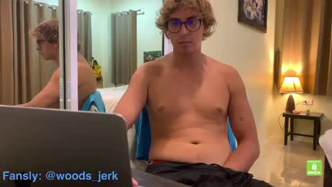 Snapshot of woods_jerk chatting on 06.01.26 Mitya online show from 06.01.26