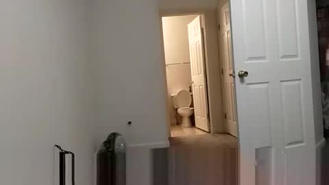 LongNThrobbn online show from 10.23.25