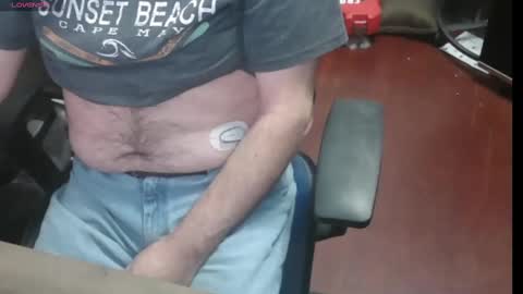 Snapshot of woodworker6473 chatting on 02.08.25 woodworker6473 online show from 02.08.25