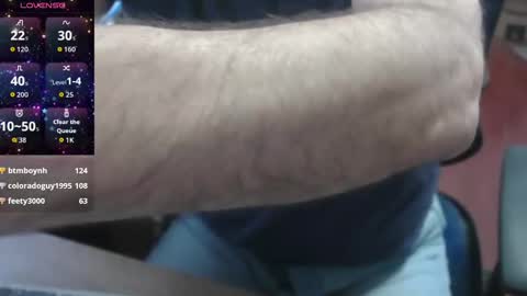 Snapshot of woodworker6473 chatting on 11.11.25 woodworker6473 online show from 11.11.25