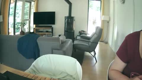 woodwurm and Snoeske online show from 09.15.25