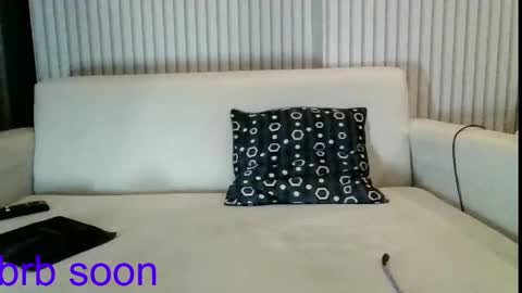 Snapshot of wooziemoo325 chatting on 10.18.25 Steve Brand online show from 10.18.25