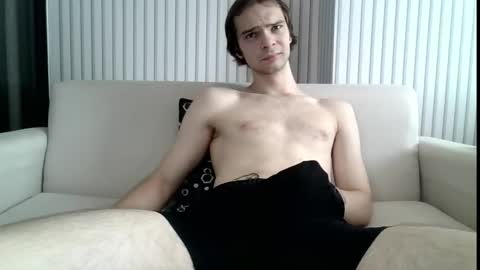 Snapshot of wooziemoo325 chatting on 10.29.25 Steve Brand online show from 10.29.25