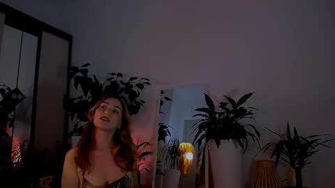 Snapshot of worldsbaby chatting on 12.08.24 worldsbaby online show from 12.08.24