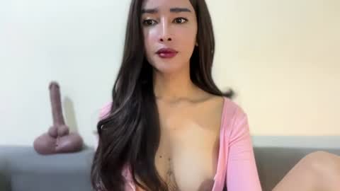 Lily online show from 07.05.26