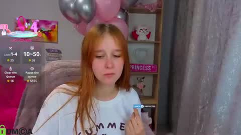 Snapshot of wow_emma_ chatting on 06.18.26 wow_emma_ online show from 06.18.26