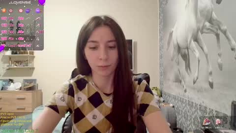 Snapshot of wow_porno_ chatting on 01.22.25 Anna  online show from 01.22.25