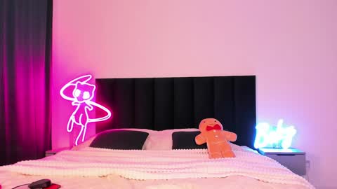 Emi online show from 12.17.24