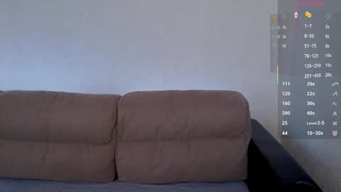 Snapshot of wowsugar chatting on 10.12.25 Eva online show from 10.12.25