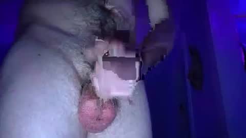 Snapshot of wrecklesspleasure93 chatting on 01.18.25 wrecklesspleasure93 online show from 01.18.25