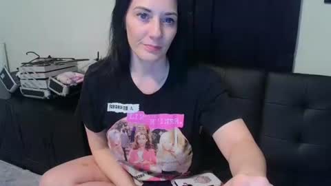 Snapshot of wrenleigh chatting on 02.28.26 Crystal Lake online show from 02.28.26