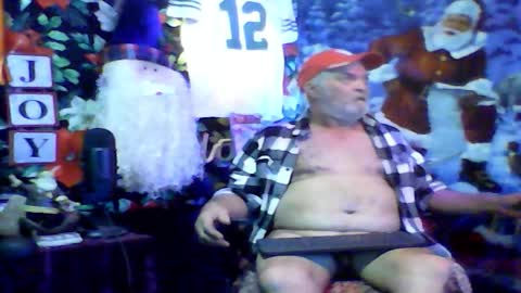 Snapshot of wscooter1 chatting on 12.22.24 SCOOTER online show from 12.22.24