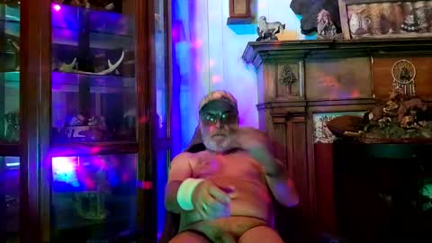 Snapshot of wscooter1 chatting on 09.10.25 SCOOTER online show from 09.10.25