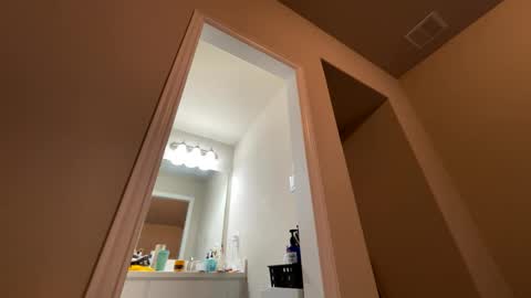 Wynter Heat online show from 09.13.25