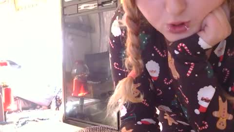 Snapshot of x2kayx2 chatting on 02.04.26 x2kayx2 online show from 02.04.26