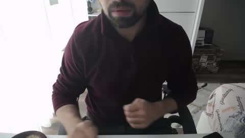 Snapshot of x_____0_____x chatting on 11.07.25 Mr. Lonely online show from 11.07.25