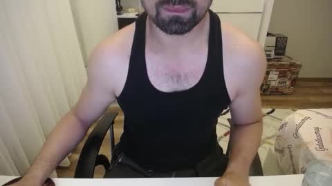 Snapshot of x_____0_____x chatting on 11.08.25 Mr. Lonely online show from 11.08.25