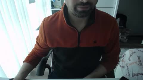 Snapshot of x_____0_____x chatting on 11.12.25 Mr. Lonely online show from 11.12.25