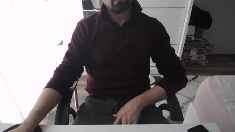 Snapshot of x_____0_____x chatting on 11.19.25 Mr. Lonely online show from 11.19.25