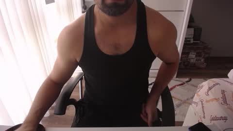 Snapshot of x_____0_____x chatting on 12.15.25 Mr. Lonely online show from 12.15.25