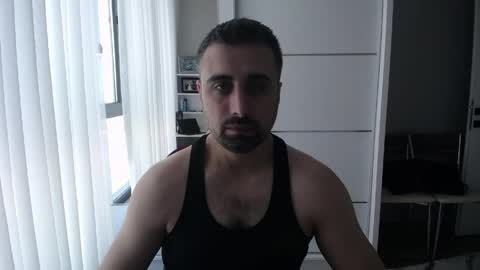 Snapshot of x_____0_____x chatting on 04.01.26 Mr. Lonely online show from 04.01.26