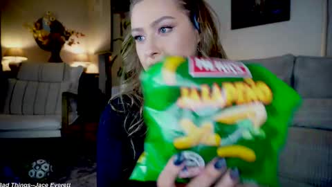 Lily online show from 02.11.25