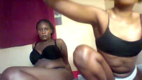 Snapshot of x_melanine chatting on 09.26.25 X melanine online show from 09.26.25