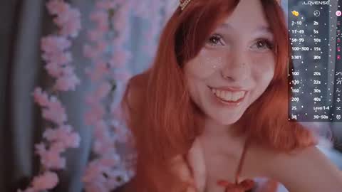 Snapshot of x_sexykitten666_x chatting on 06.26.26 Lucy online show from 06.26.26