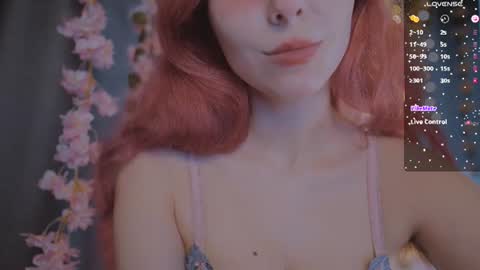 Snapshot of x_sexykitten666_x chatting on 08.01.26 Lucy online show from 08.01.26