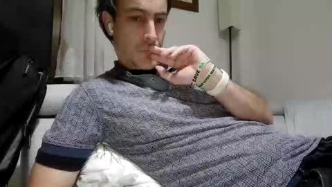 xalegarmax online show from 10.28.25