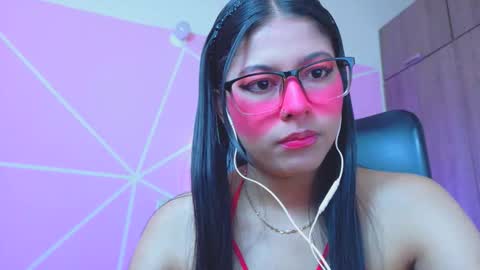 XALLYSONX online show from 04.09.26