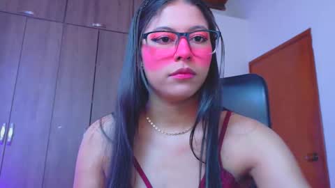 Snapshot of xallysonx_ chatting on 06.04.26 XALLYSONX online show from 06.04.26