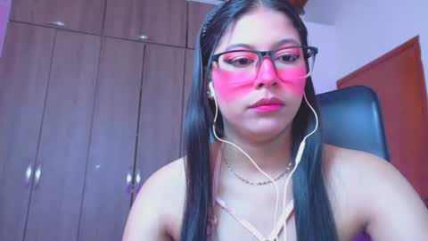 Snapshot of xallysonx_ chatting on 06.12.26 XALLYSONX online show from 06.12.26