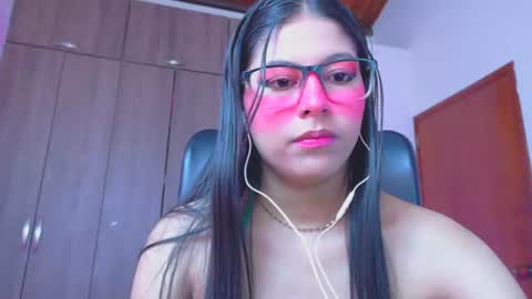 Snapshot of xallysonx_ chatting on 06.22.26 XALLYSONX online show from 06.22.26