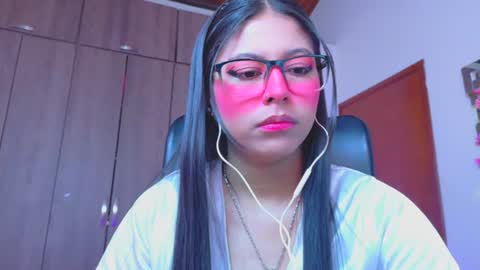 Snapshot of xallysonx_ chatting on 06.23.26 XALLYSONX online show from 06.23.26