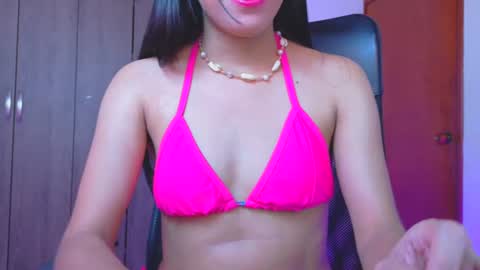 Snapshot of xallysonx_ chatting on 06.25.26 XALLYSONX online show from 06.25.26