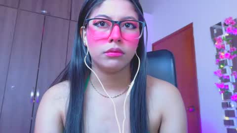 Snapshot of xallysonx_ chatting on 07.10.26 XALLYSONX online show from 07.10.26
