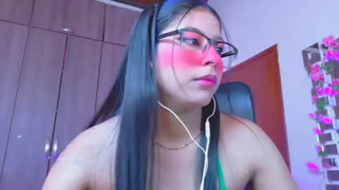 Snapshot of xallysonx_ chatting on 07.18.26 XALLYSONX online show from 07.18.26
