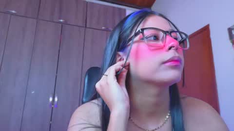 Snapshot of xallysonx_ chatting on 07.28.26 XALLYSONX online show from 07.28.26