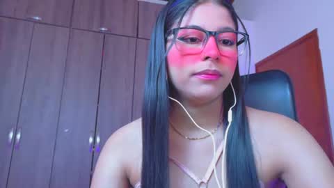 Snapshot of xallysonx_ chatting on 07.29.26 XALLYSONX online show from 07.29.26