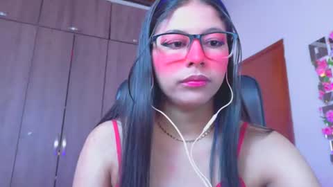 Snapshot of xallysonx_ chatting on 07.30.26 XALLYSONX online show from 07.30.26