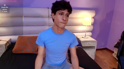 Snapshot of xam_collen chatting on 01.14.26 xam_collen online show from 01.14.26