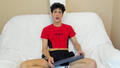 Snapshot of xam_collen chatting on 01.16.26 xam_collen online show from 01.16.26